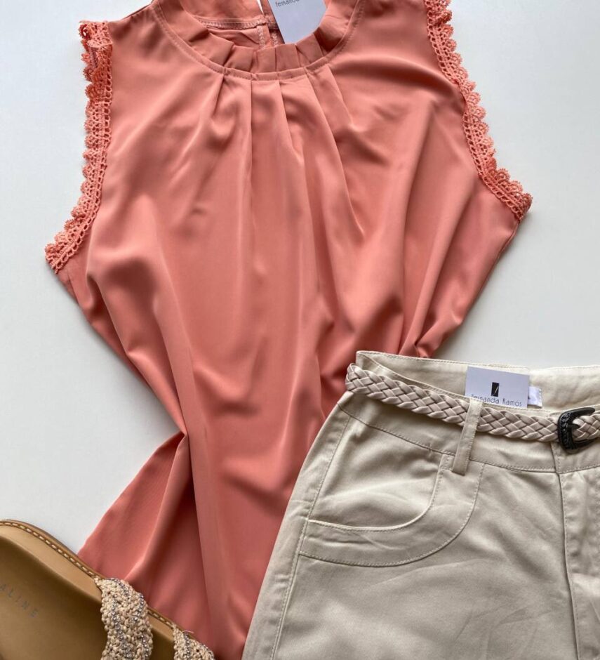 Regata Feminina Crepe Luna com Detalhe em Guipir Salmão - Fernanda Ramos Store