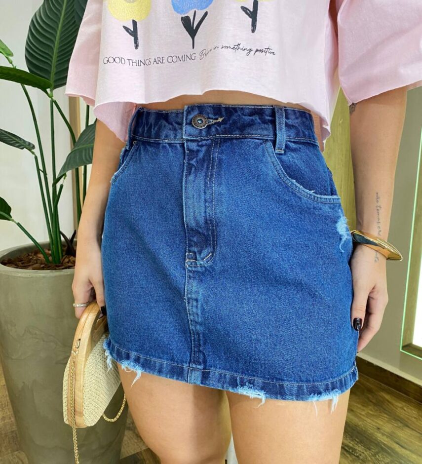 Saia Feminina Curta Ariel com Detalhe em Destroyed Jeans - Fernanda Ramos Store