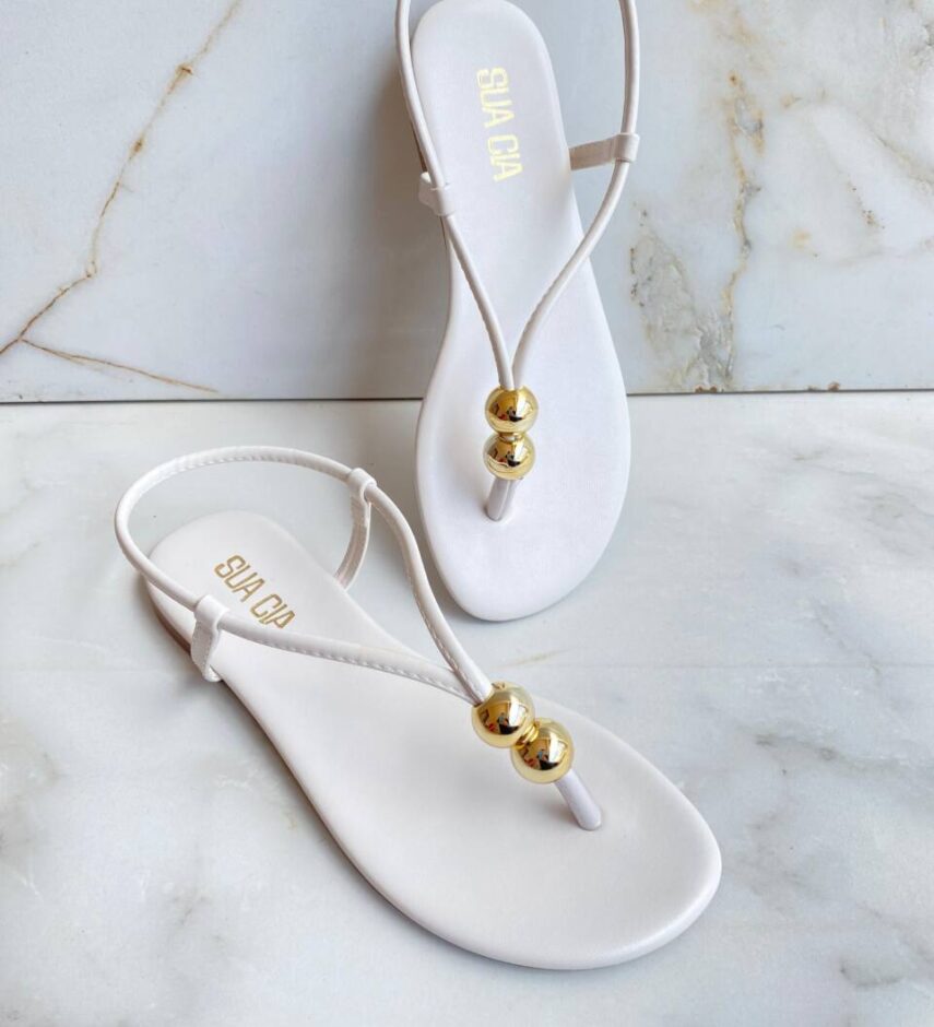 Sandália Rasteira Feminina Flat com Detalhe Off White - Fernanda Ramos Store