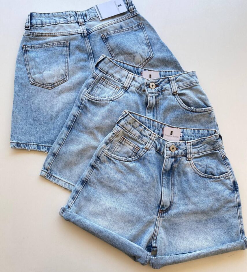 Short Feminino Ana Carolina Jeans Claro com Bolsos - Fernanda Ramos Store
