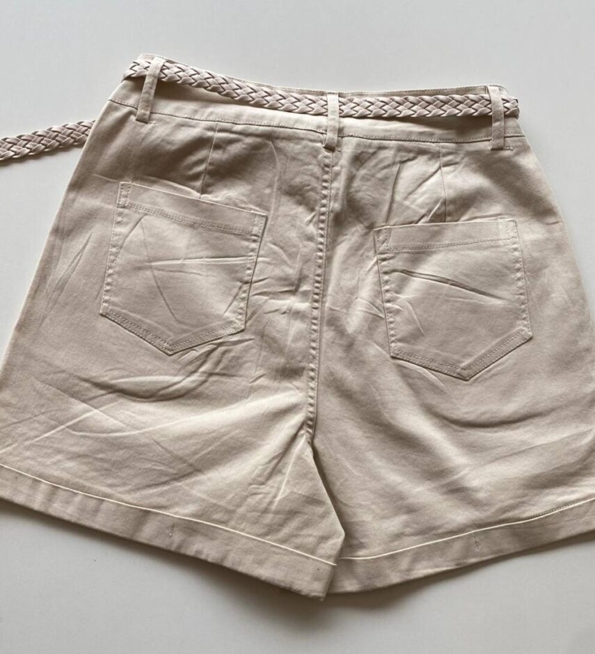 Short Feminino Celine Sarja com Elastano e Cinto Nude - Fernanda Ramos Store