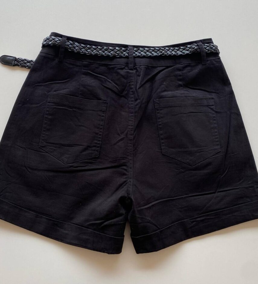 Short Feminino Celine Sarja com Elastano e Cinto Preto - Fernanda Ramos Store