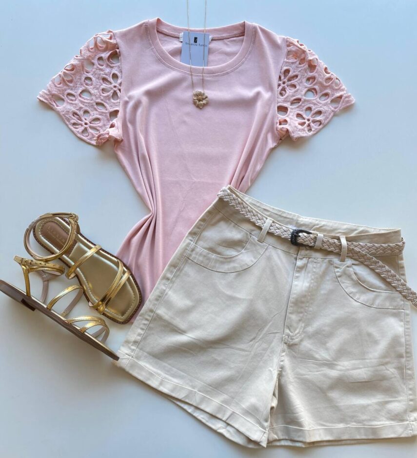 T-shirt Feminina Laísa Rosa com Detalhe na Manga - Fernanda Ramos Store