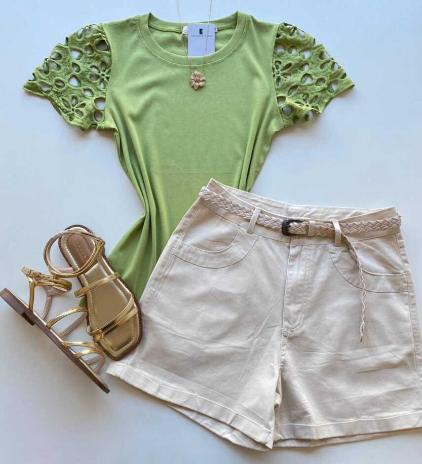 T-shirt Feminina Laísa Verde com Detalhe na Manga - Fernanda Ramos Store