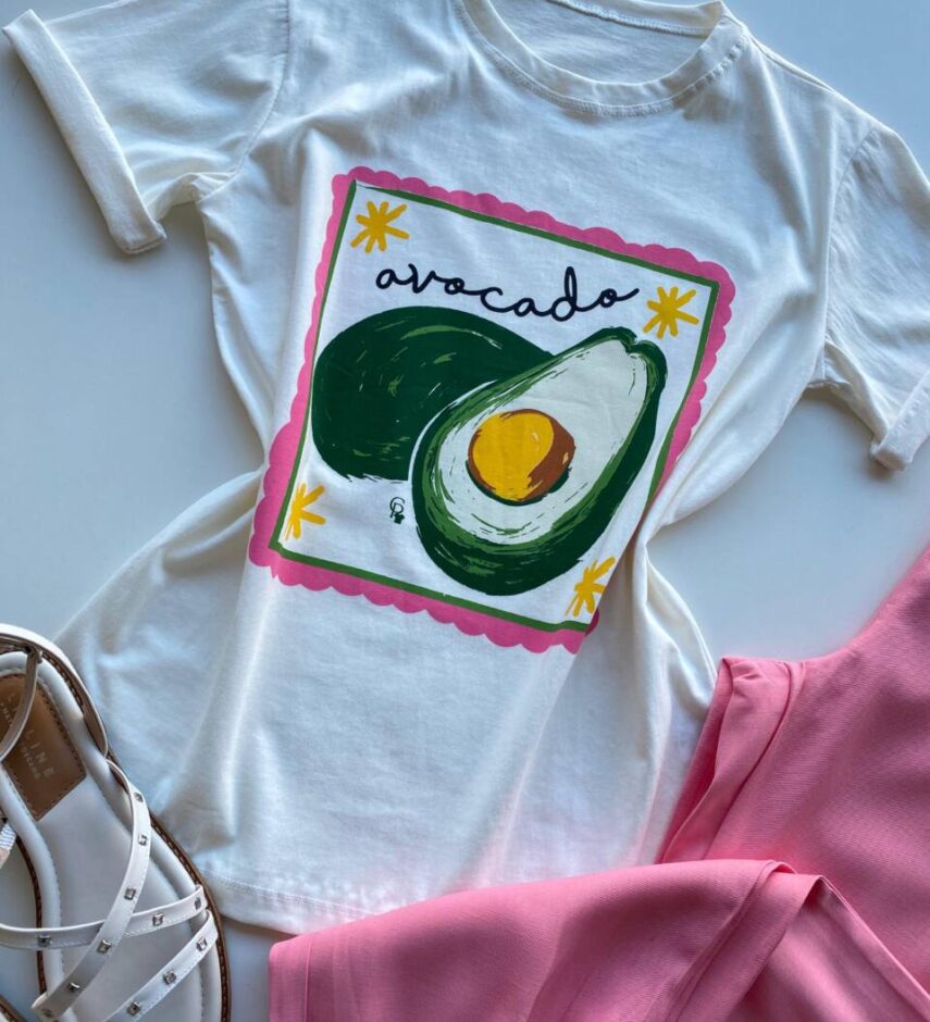 T-shirt Feminina Manga Curta Dora Off White Avocado - Fernanda Ramos Store