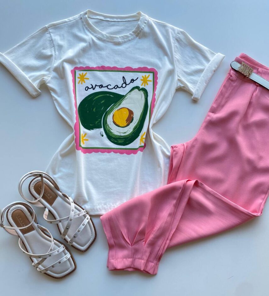T-shirt Feminina Manga Curta Dora Off White Avocado - Fernanda Ramos Store