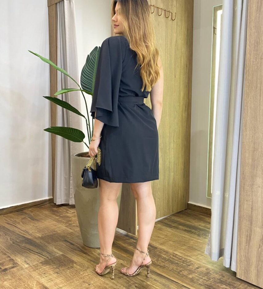 Vestido Feminino Curto Ana Nula Manga com Amarração Preto - Fernanda Ramos Store