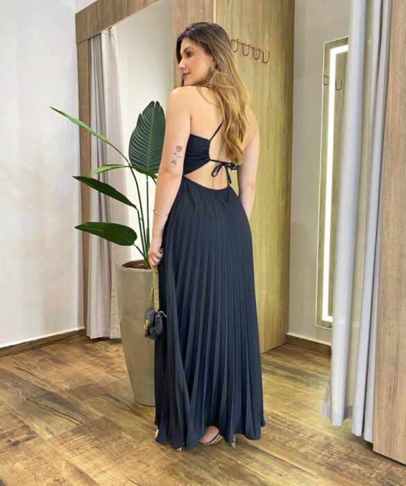 Vestido Feminino Longo Íris com Bojo e Detalhe Plissado Preto - Fernanda Ramos Store