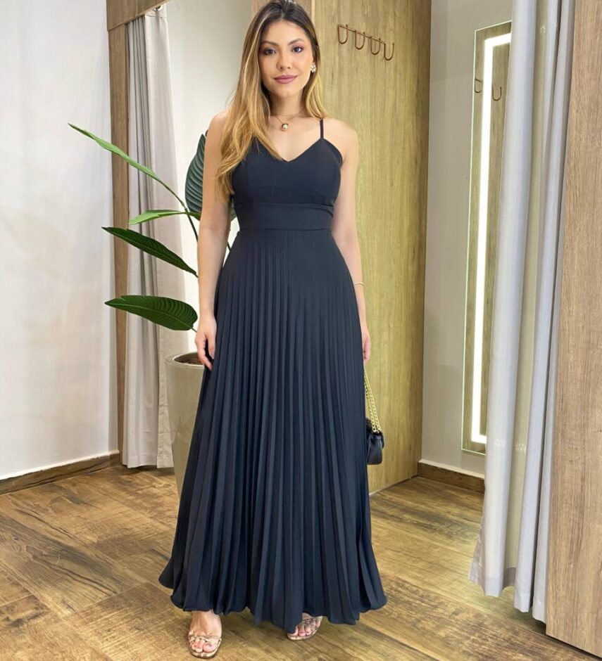 Vestido Feminino Longo Íris com Bojo e Detalhe Plissado Preto - Fernanda Ramos Store