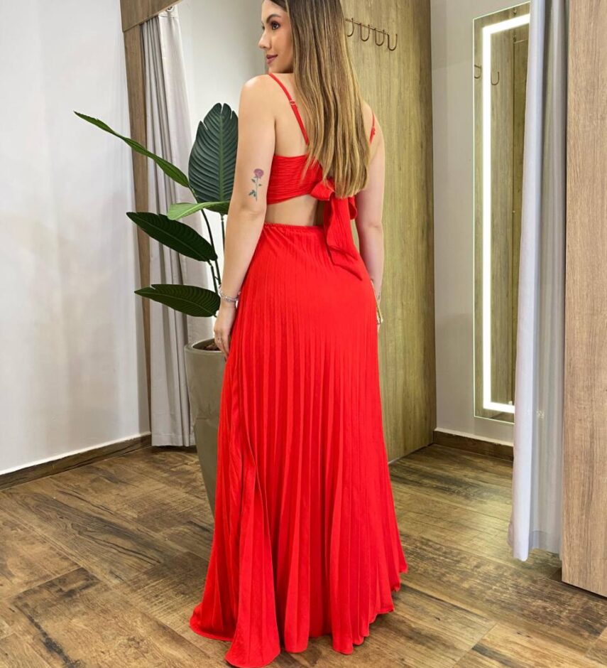 Vestido Feminino Longo Rita com Bojo e Detalhe Plissado Vermelho - Fernanda Ramos Store