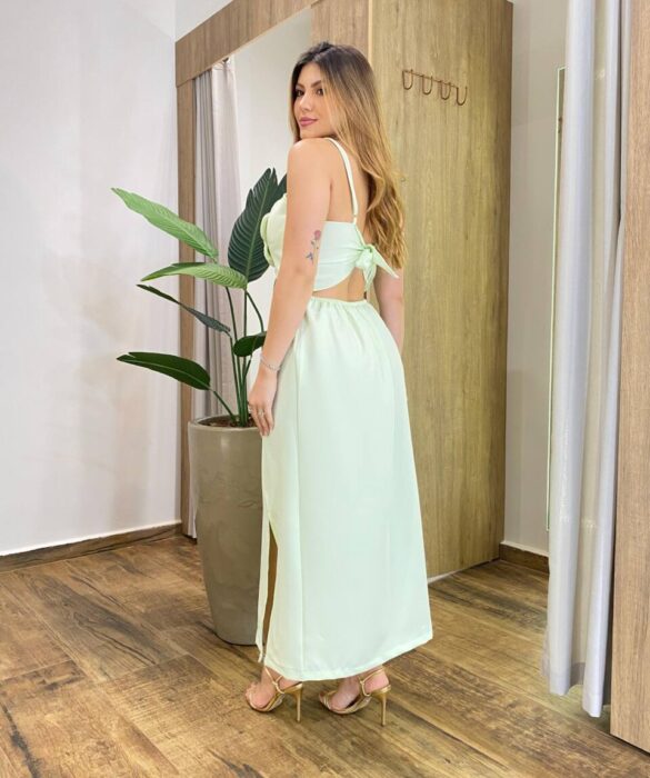 Vestido Midi Nara com Bojo Fenda e Detalhe em Flor Verde - Fernanda Ramos Store