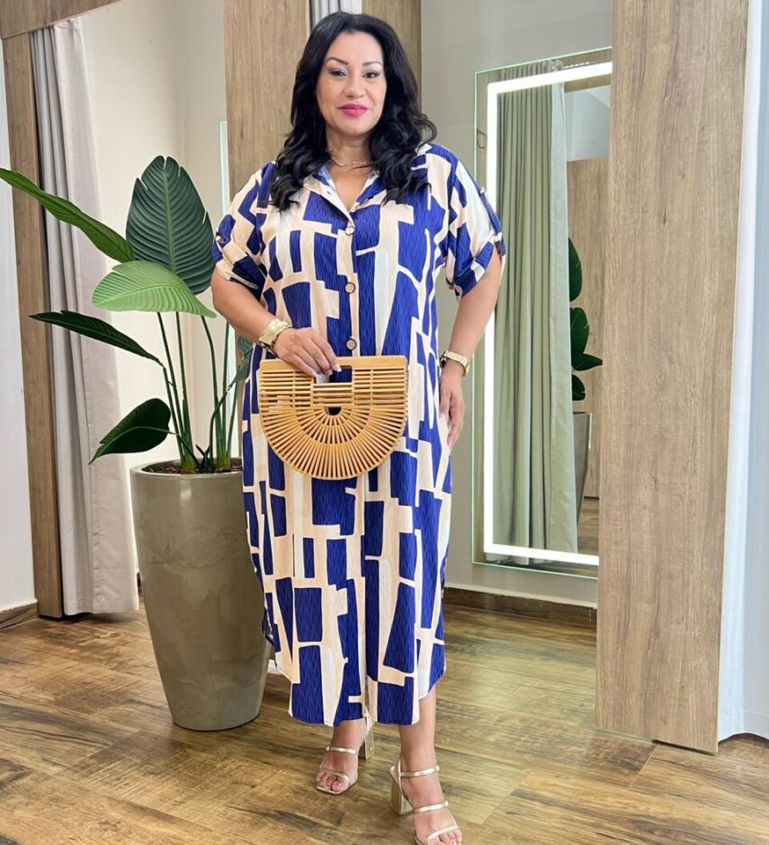 Vestido Midi sem Bojo Plus Estampado Fechamento em Botões - Fernanda Ramos Store
