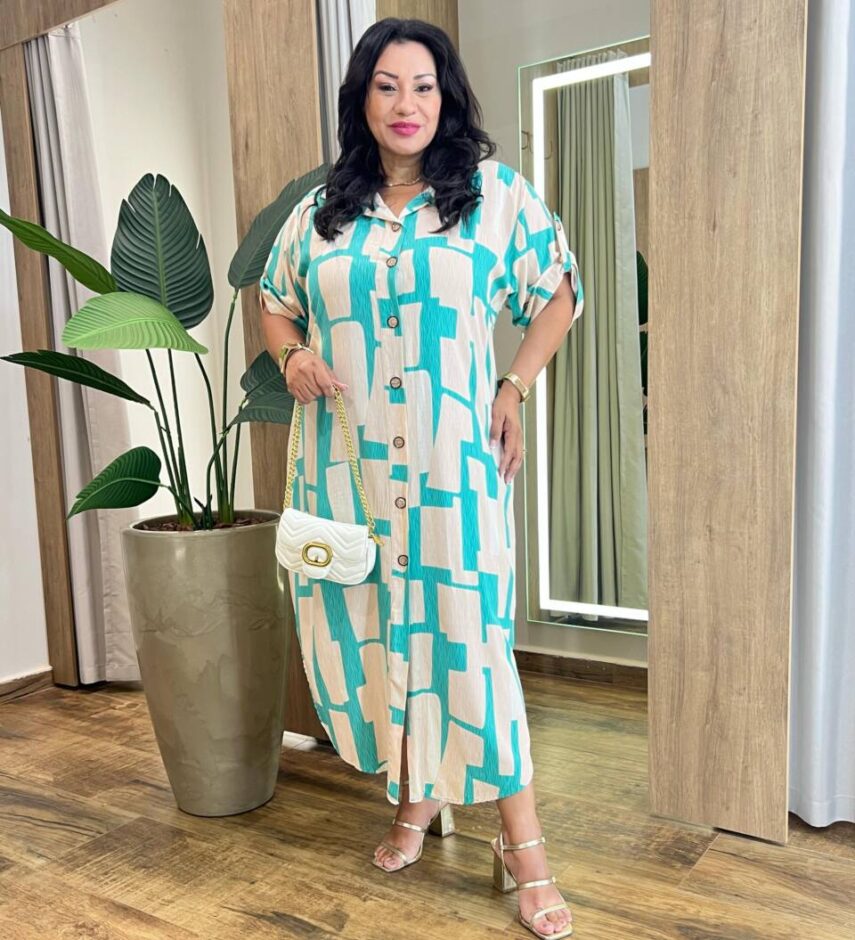 Vestido Midi sem Bojo Plus Estampado Fechamento em Botões Bege - Fernanda Ramos Store