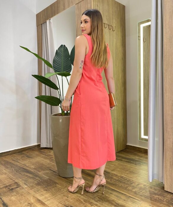 Vestido Midi Tati Viscolinho sem Bojo com Fenda Coral - Fernanda Ramos Store