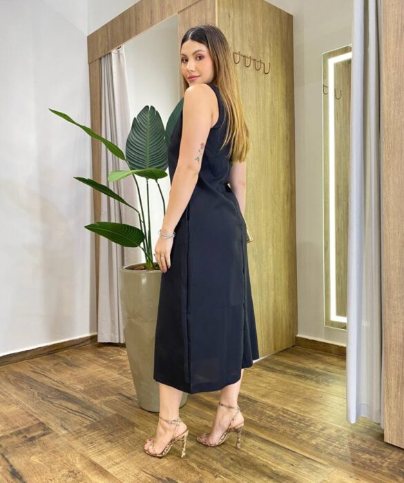 Vestido Midi Tati Viscolinho sem Bojo com Fenda Preto - Fernanda Ramos Store