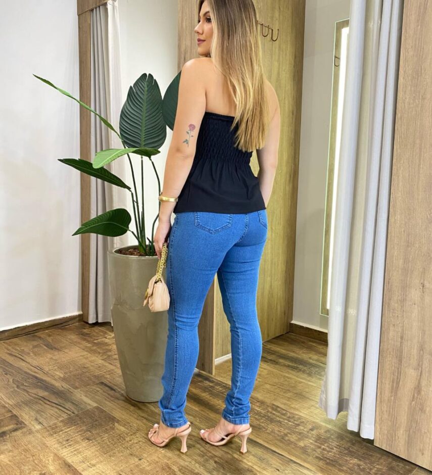 Blusa Feminina Ana Tomara que Caia com Bojo Detalhe em Laço Preto - Fernanda Ramos Store