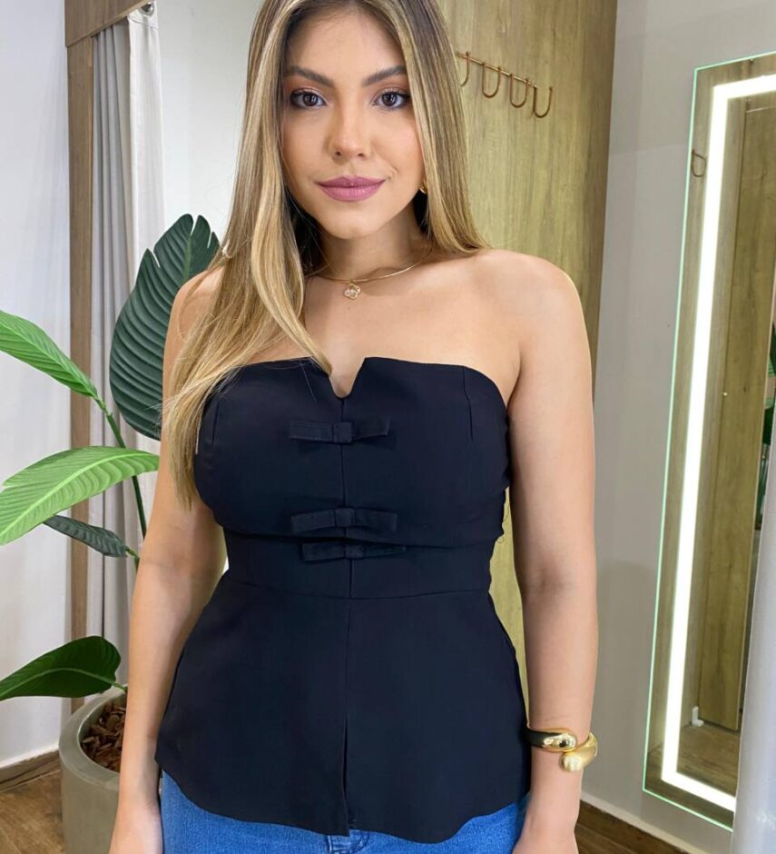 Blusa Feminina Ana Tomara que Caia com Bojo Detalhe em Laço Preto - Fernanda Ramos Store