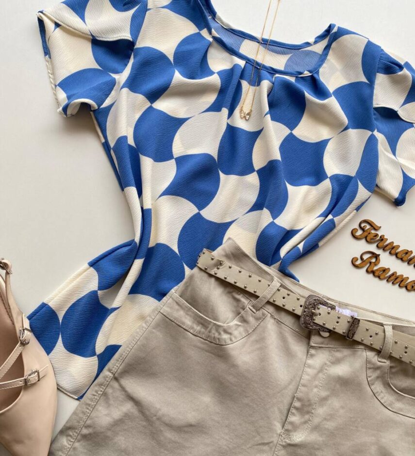 Blusa Feminina Crepe Suzana Manga Curta Estampada Azul - Fernanda Ramos Store