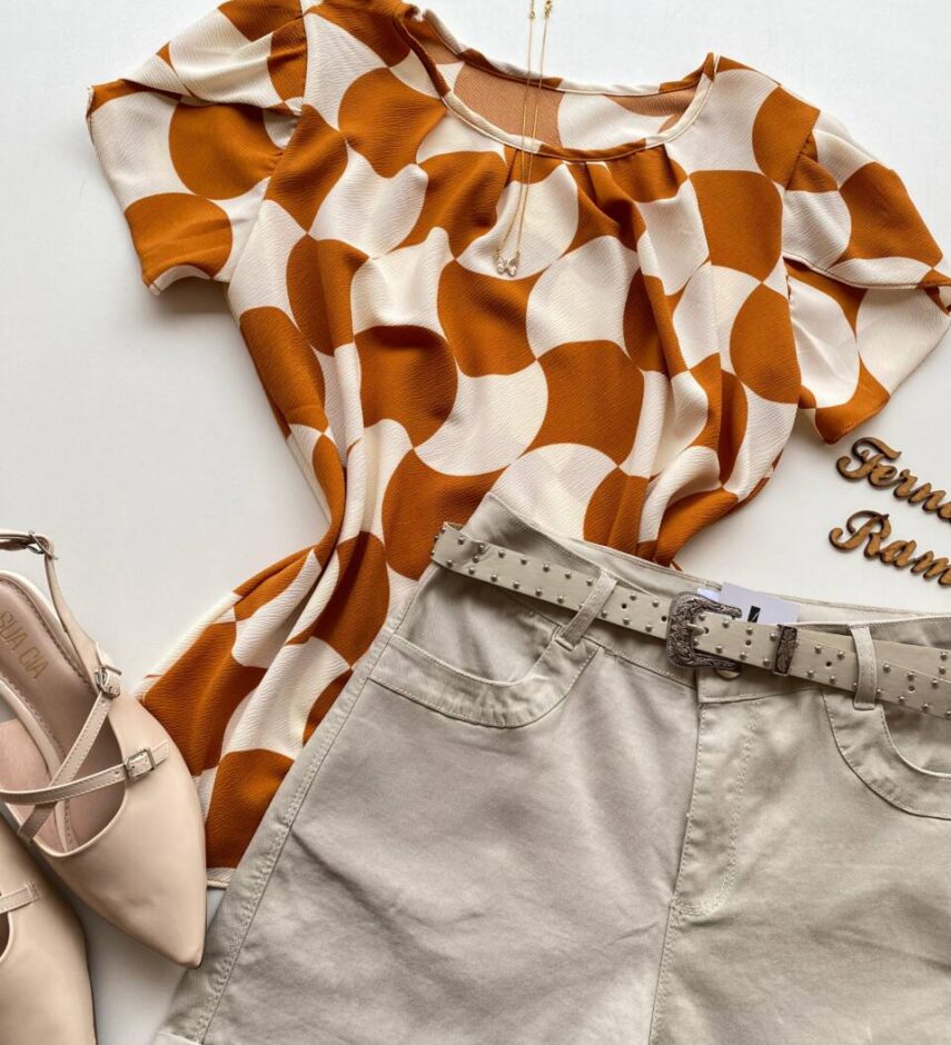 Blusa Feminina Crepe Suzana Manga Curta Estampada Caramelo - Fernanda Ramos Store
