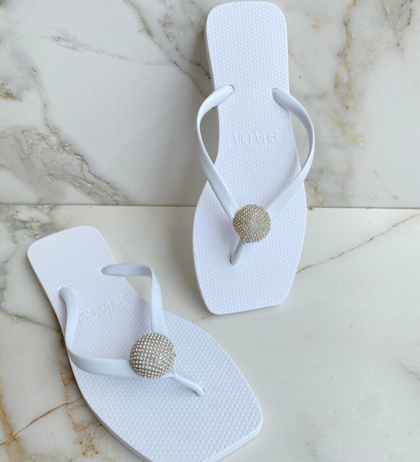 Chinelo Feminino Detalhe Esfera com Strass Branco - Fernanda Ramos Store