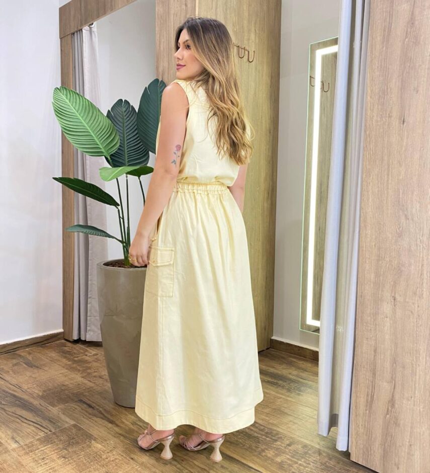 Conjunto Feminino Lydia Cropped sem Bojo e Saia Midi com Bolsos Amarelo - Fernanda Ramos Store