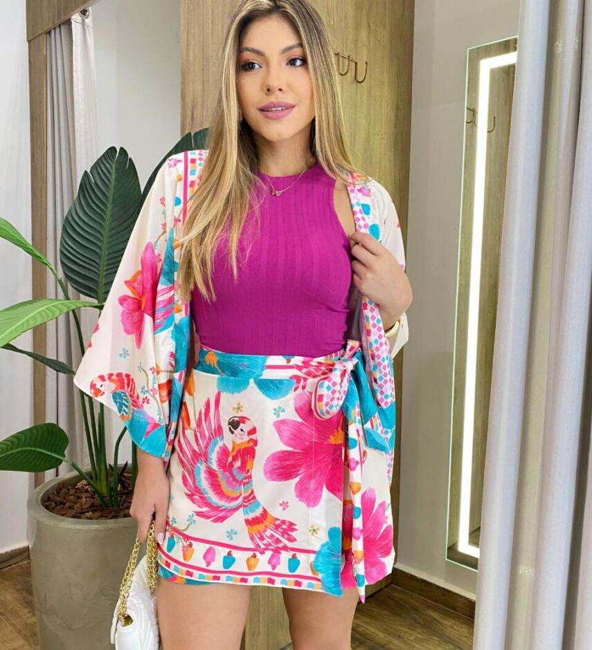 Conjunto Feminino Sara Kimono e Short Saia com Estampas Florais - Fernanda Ramos Store