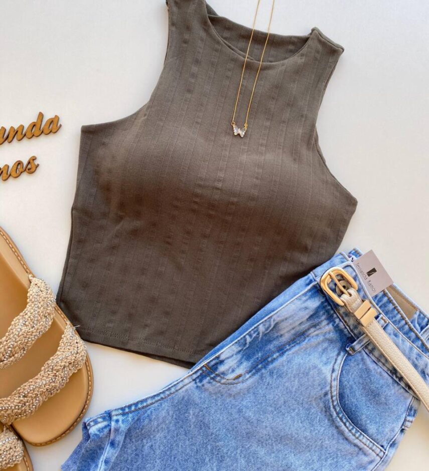 Cropped Feminino Eduarda com Bojo Canelado Verde Militar - Fernanda Ramos Store