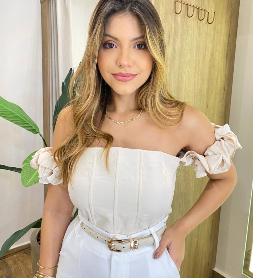Cropped Feminino Lolla com Bojo Detalhe na Manga e Lastex Nude - Fernanda Ramos Store