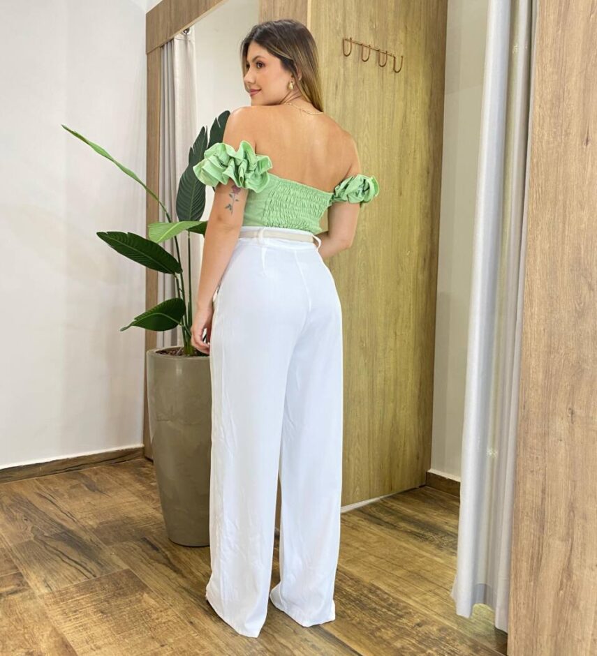 Cropped Feminino Lolla com Bojo Detalhe na Manga e Lastex Verde - Fernanda Ramos Store