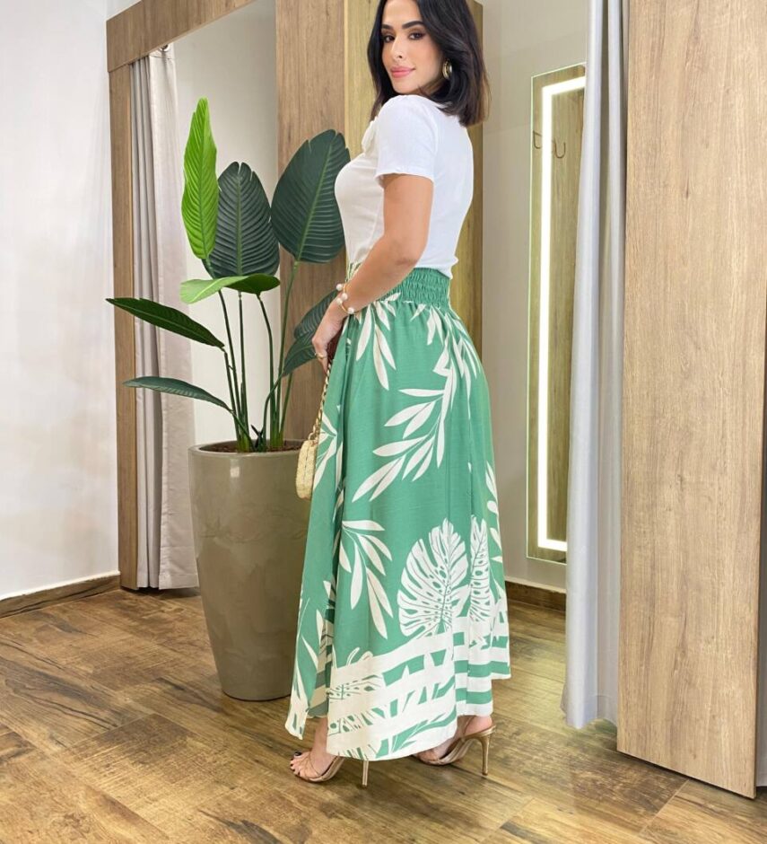Saia Longa Feminina Sandy com Bolsos Estampa Florais Verde - Fernanda Ramos Store