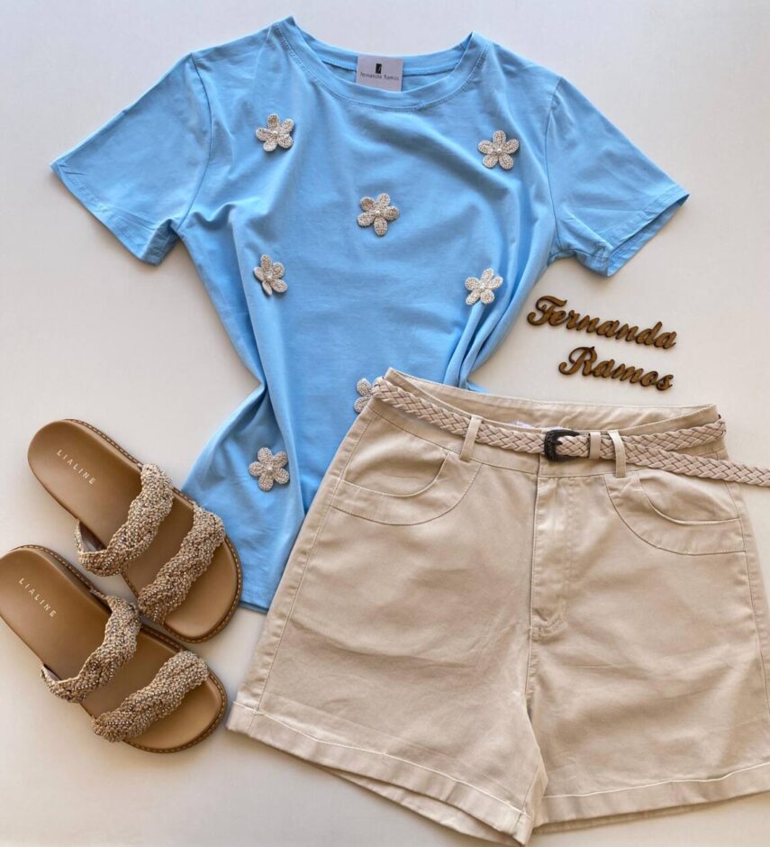 T-shirt Feminina Manga Curta Bella Mini flores em Crochê Azul - Fernanda Ramos Store