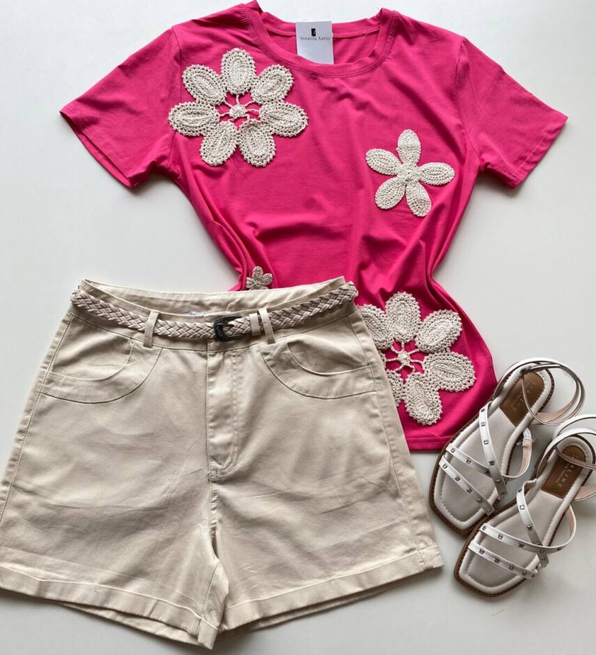 T-shirt Feminina Manga Curta Dani Flores em Crochê Pink - Fernanda Ramos Store