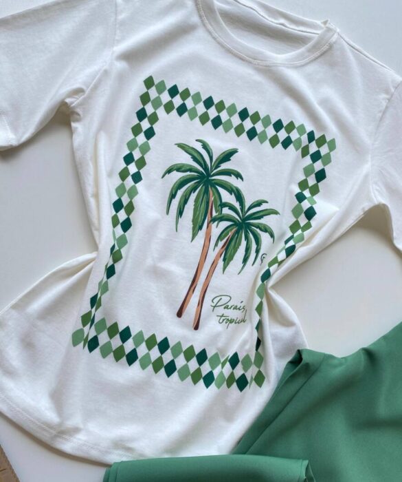 T-shirt Feminina Manga Curta Dora Off White Paraíso Tropical - Fernanda Ramos Store