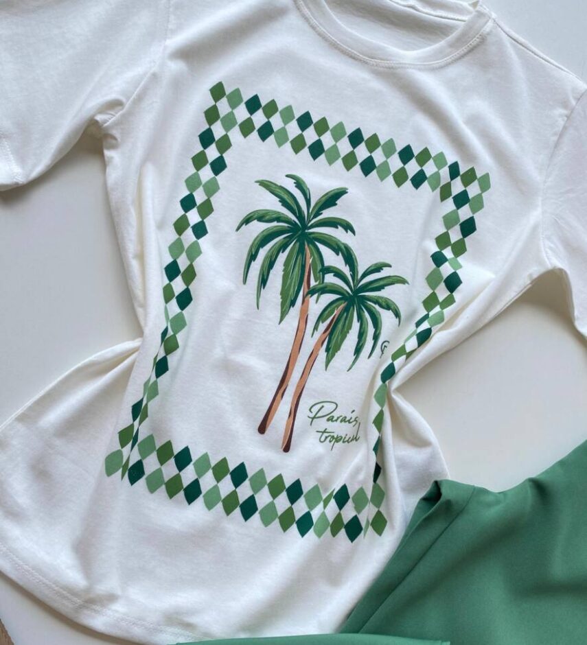 T-shirt Feminina Manga Curta Dora Off White Paraíso Tropical - Fernanda Ramos Store