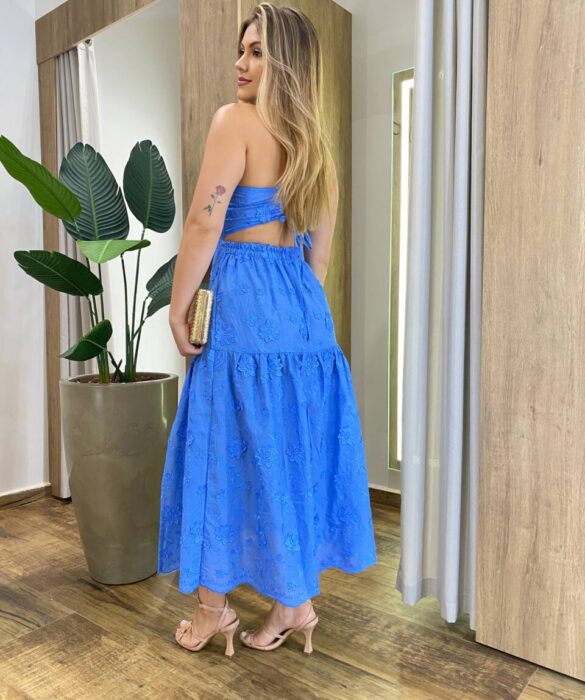 Vestido Feminino Midi Samantha com Bojo Bordado e Fenda Azul - Fernanda Ramos Store