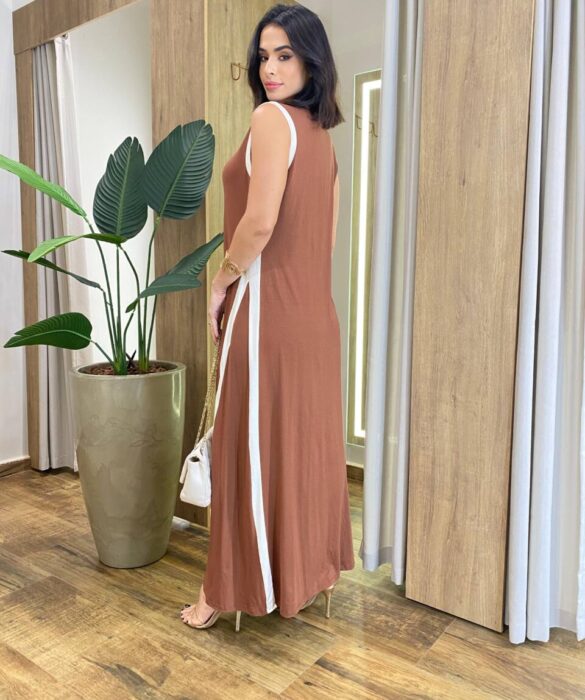 Vestido Longo Eliza Malha sem Bojo Detalhe em Fenda Marrom - Fernanda Ramos Store