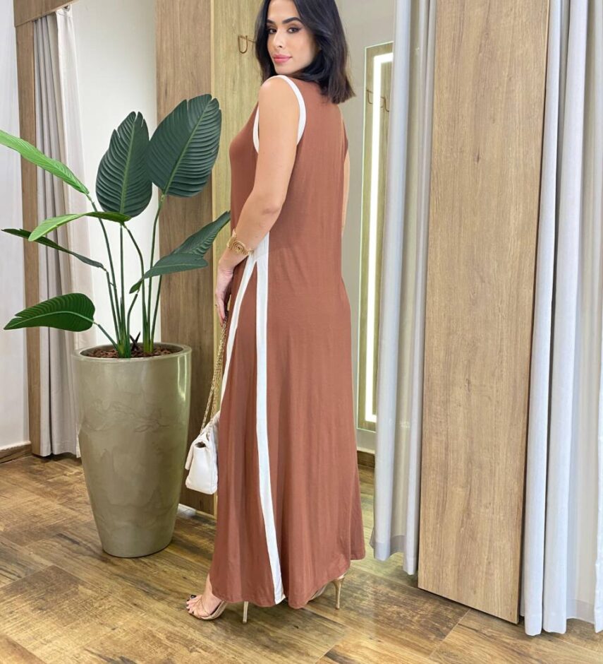 Vestido Longo Eliza Malha sem Bojo Detalhe em Fenda Marrom - Fernanda Ramos Store