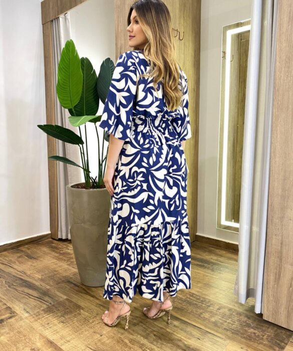 Vestido Midi Manga Curta sem Bojo Lastex e Amarração Estampado Azul Marinho - Fernanda Ramos Store