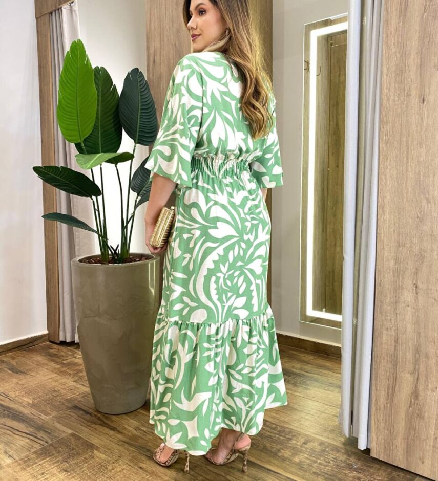Vestido Midi Manga Curta sem Bojo Lastex e Amarração Estampado Verde - Fernanda Ramos Store