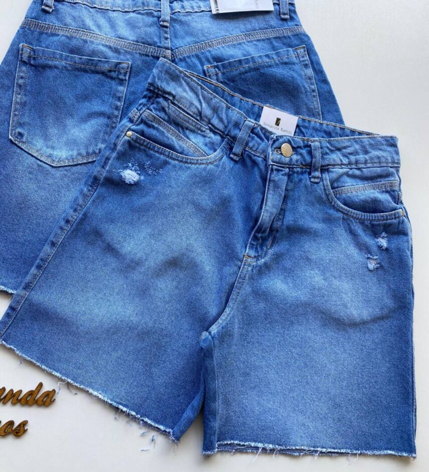 Bermuda Feminina Jeans Destroyed e Desfiado na Barra 53431 - Fernanda Ramos Store