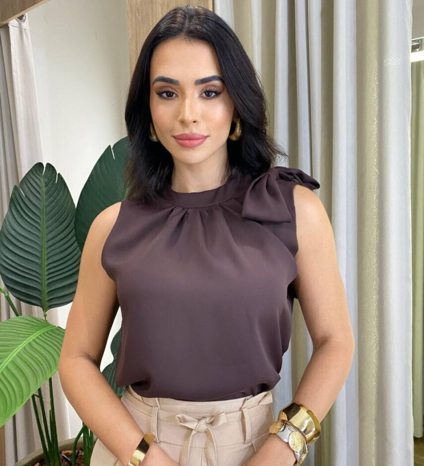 Blusa Regata Social Aurora Feminina Detalhe em Laço Vinho - Fernanda Ramos Store