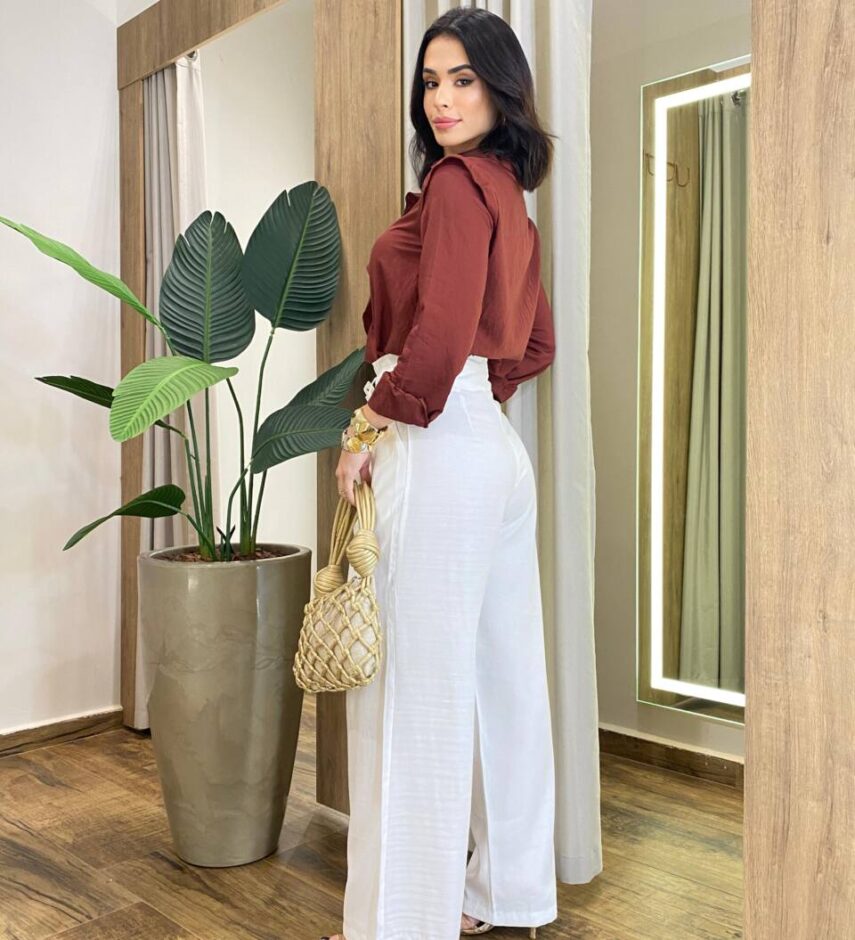 Camisa Feminina Manga Longa com Detalhe em Babado Telha - Fernanda Ramos Store