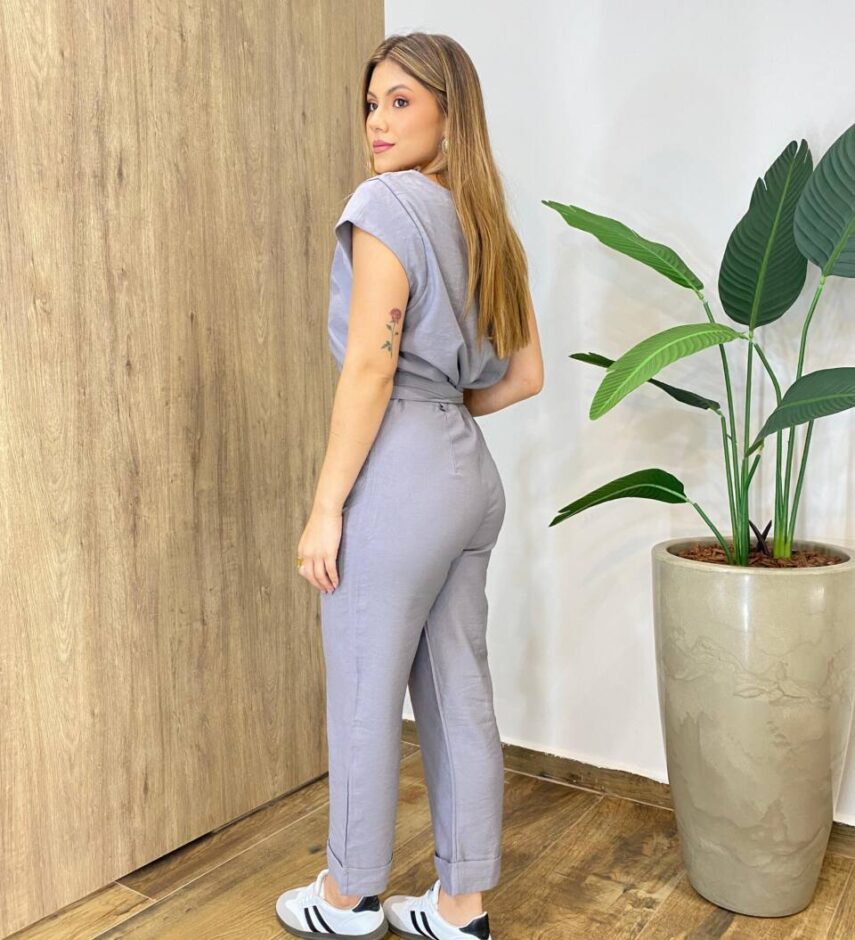 Conjunto Feminino Alfaiataria Mavie Blusa e Calça com Amarração Cinza - Fernanda Ramos Store