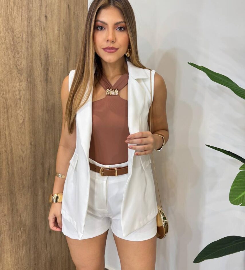 Conjunto Feminino Alfaiataria Thaina Colete e Short Branco - Fernanda Ramos Store