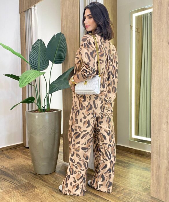 Conjunto Feminino Bianca Camisa e Calça Animal Print - Fernanda Ramos Store