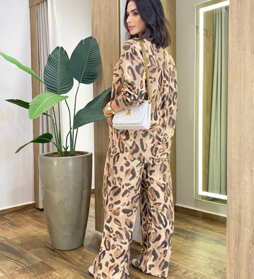 Conjunto Feminino Bianca Camisa e Calça Animal Print - Fernanda Ramos Store
