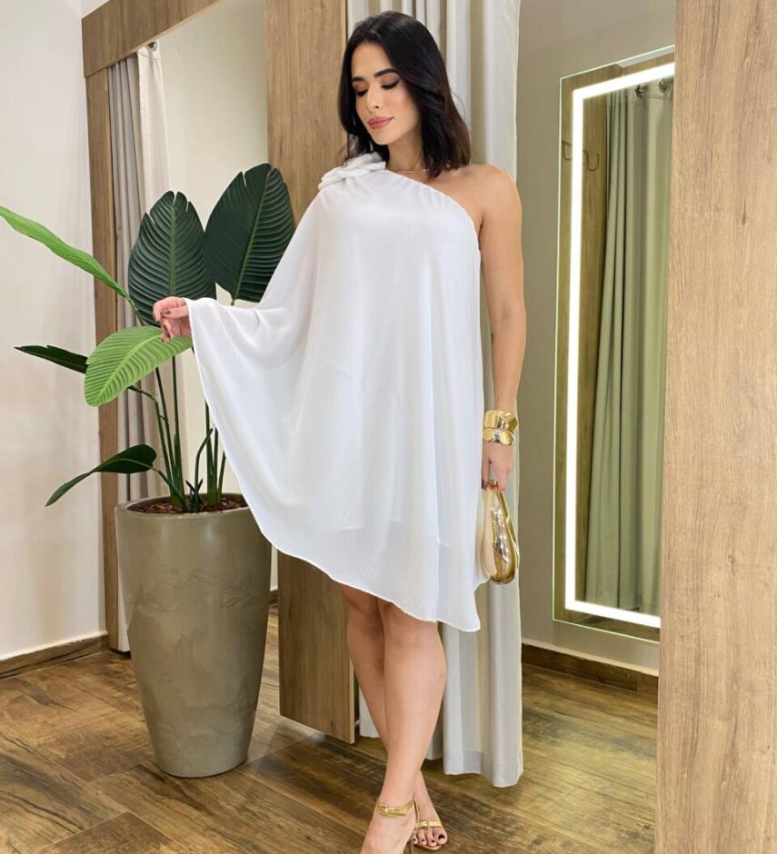 Vestido Curto Sofy sem Bojo Nula Manga Fluido com Detalhe Flor Branco - Fernanda Ramos Store