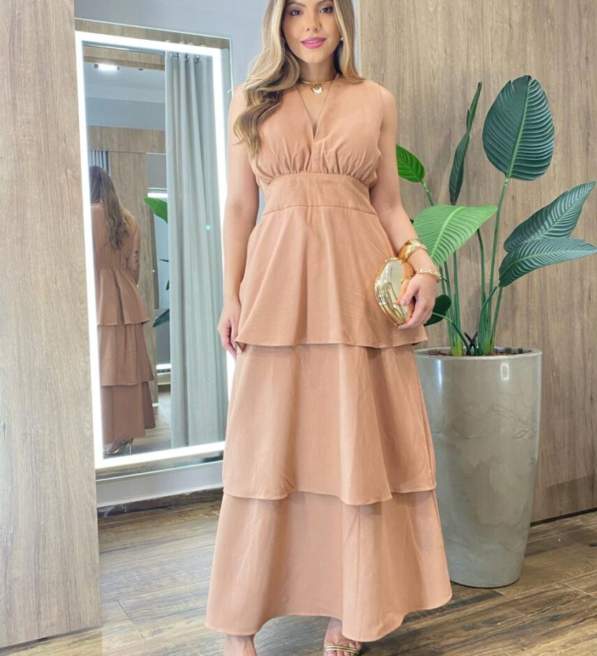 Vestido Feminino Longo Carol com Bojo Camadas e Alça Grossa Bege - Fernanda Ramos Store