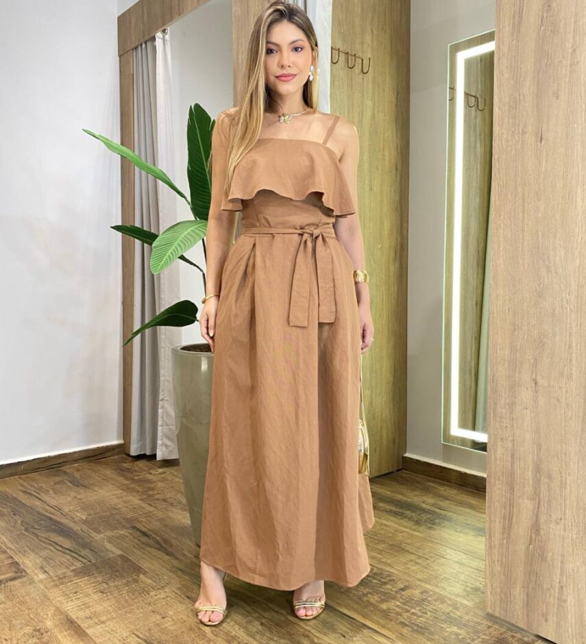Vestido Feminino Longo Ester com Bojo Babado e Amarração Caqui - Fernanda Ramos Store