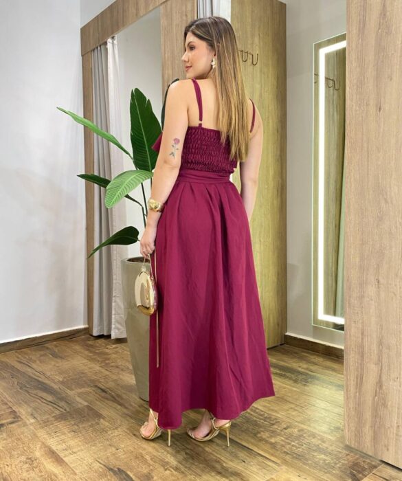 Vestido Feminino Longo Ester com Bojo Babado e Amarração Vinho - Fernanda Ramos Store